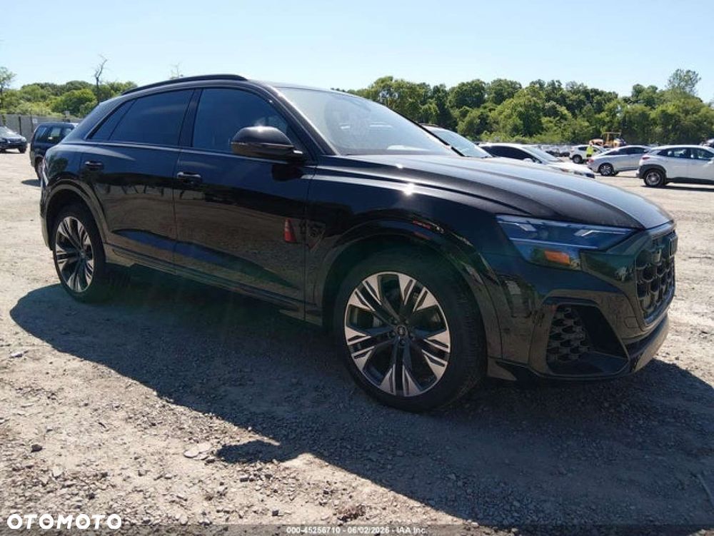 Audi Q8 - 7