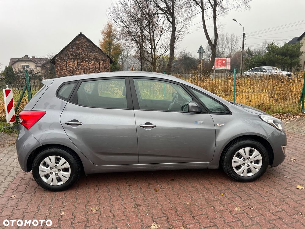 Hyundai ix20 1.4 blue Comfort - 19