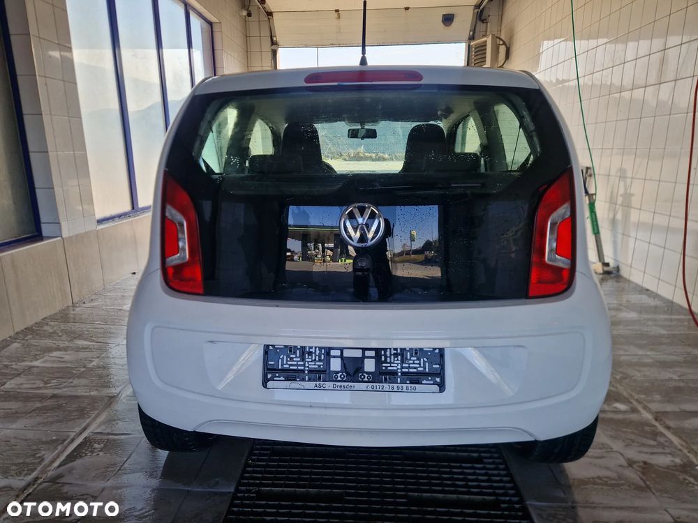 Volkswagen up! - 9