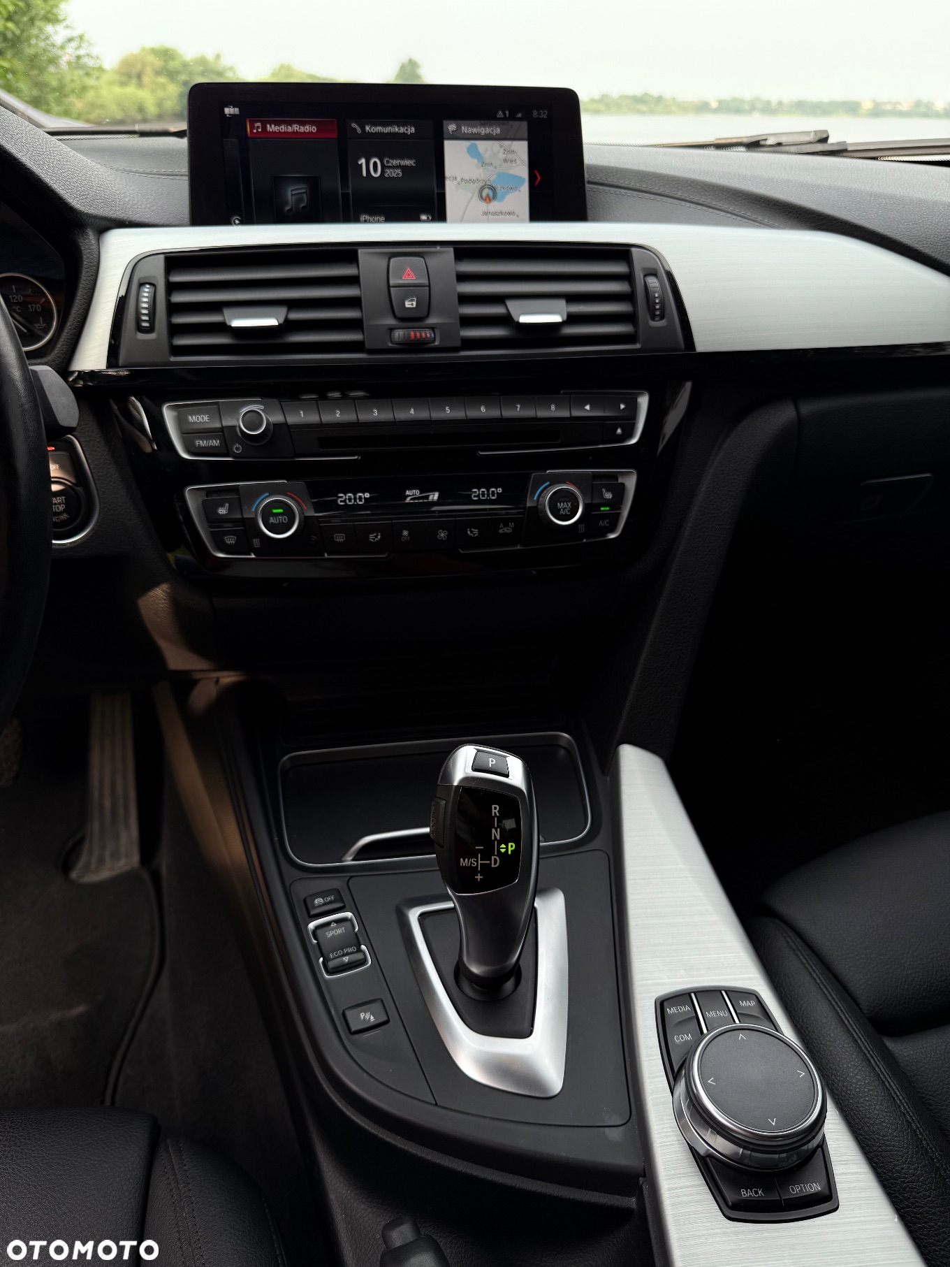 BMW Seria 3 330i xDrive - 15