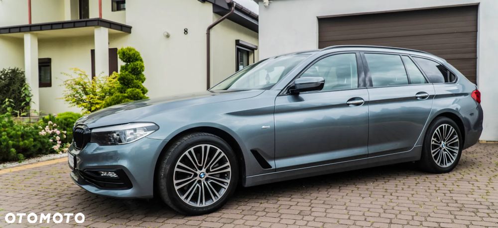 BMW Seria 5 520d Sport Line - 3