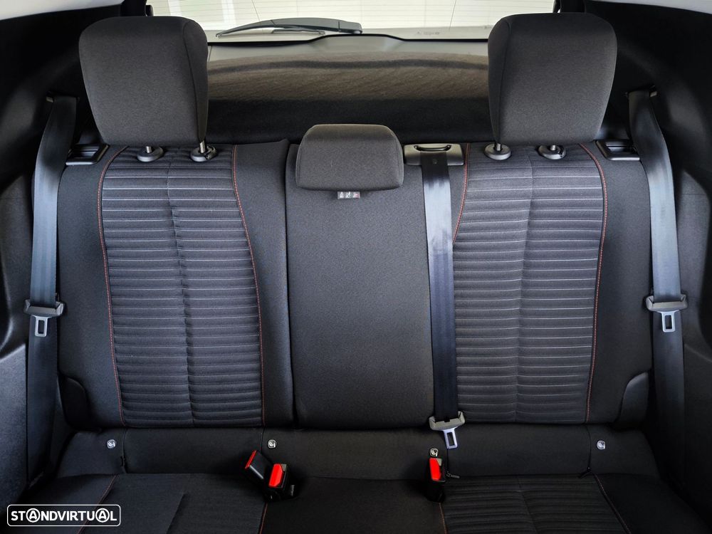 Peugeot 2008 1.5 BlueHDi Active - 8