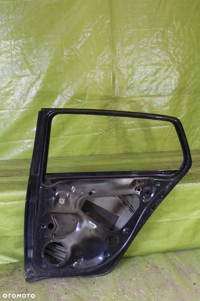 Drzwi Volkswagen Golf VII H/B 2012-2020r. tył prawy - 2