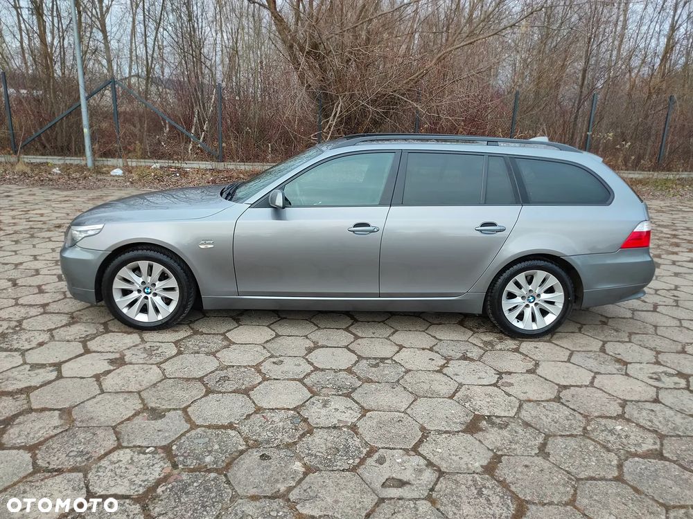 BMW Seria 5 530i xDrive - 7