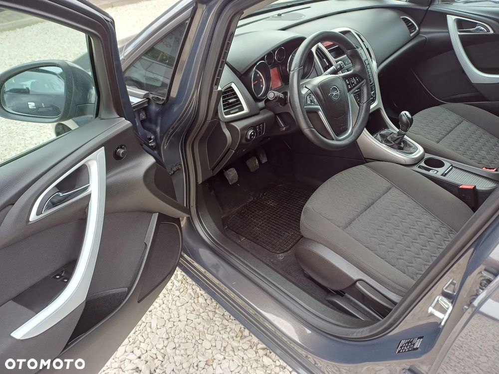 Opel Astra 1.4 T Edition 150 - 13
