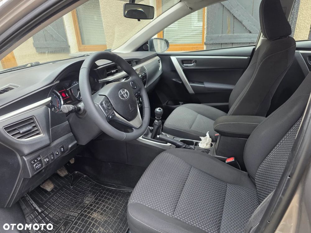 Toyota Corolla 1.6 Active - 10