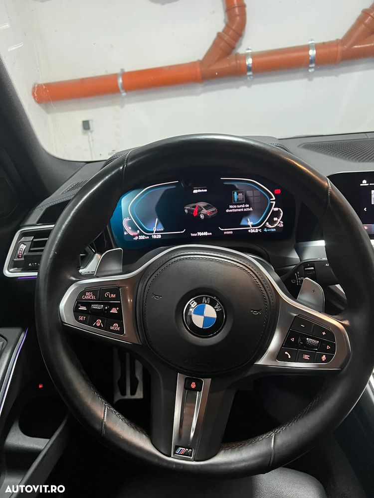 BMW Seria 3 330e Aut. M Sport - 17