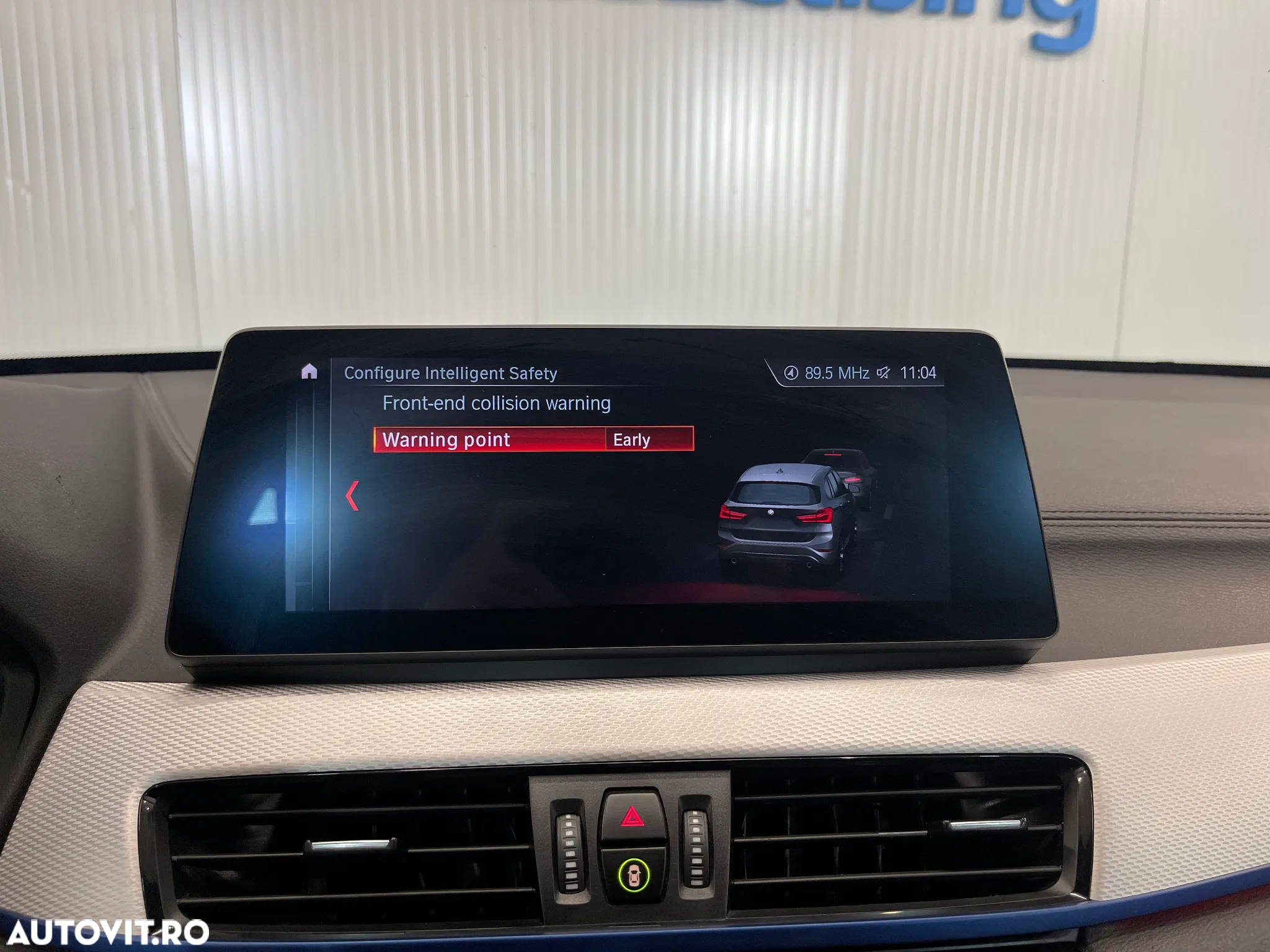 BMW X1 xDrive20i AT Sport Line - 17