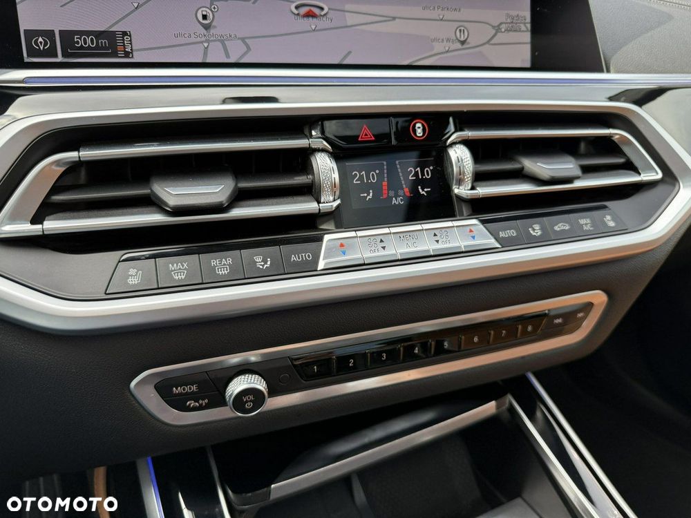 BMW X7 M50i sport - 14