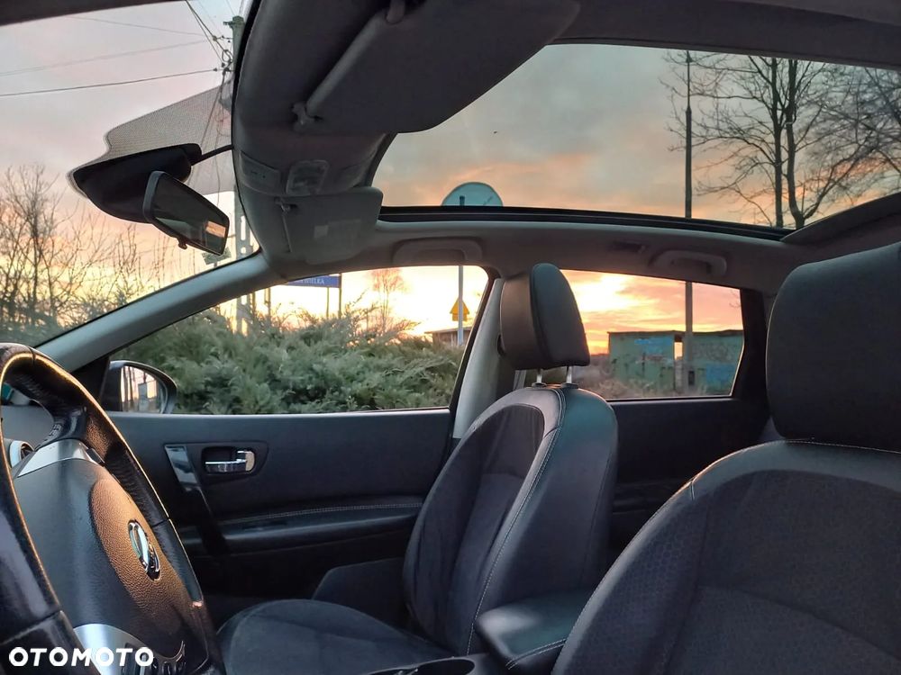 Nissan Qashqai+2 - 15