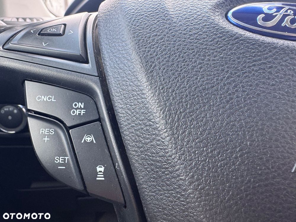 Ford Edge 2.0 EcoBlue Twin-Turbo 4WD Titanium - 10
