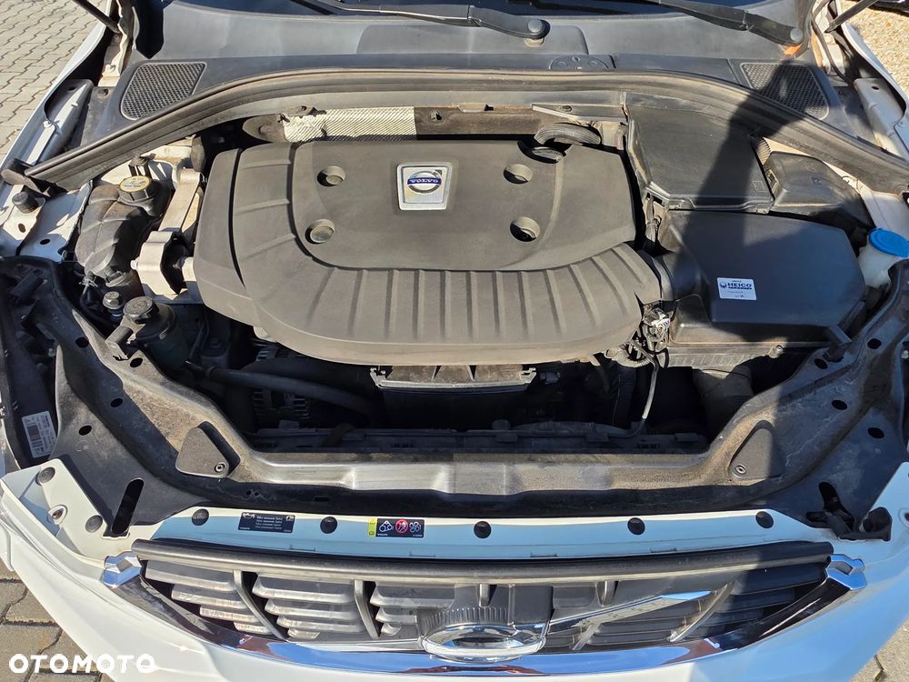 Volvo XC 60 - 30