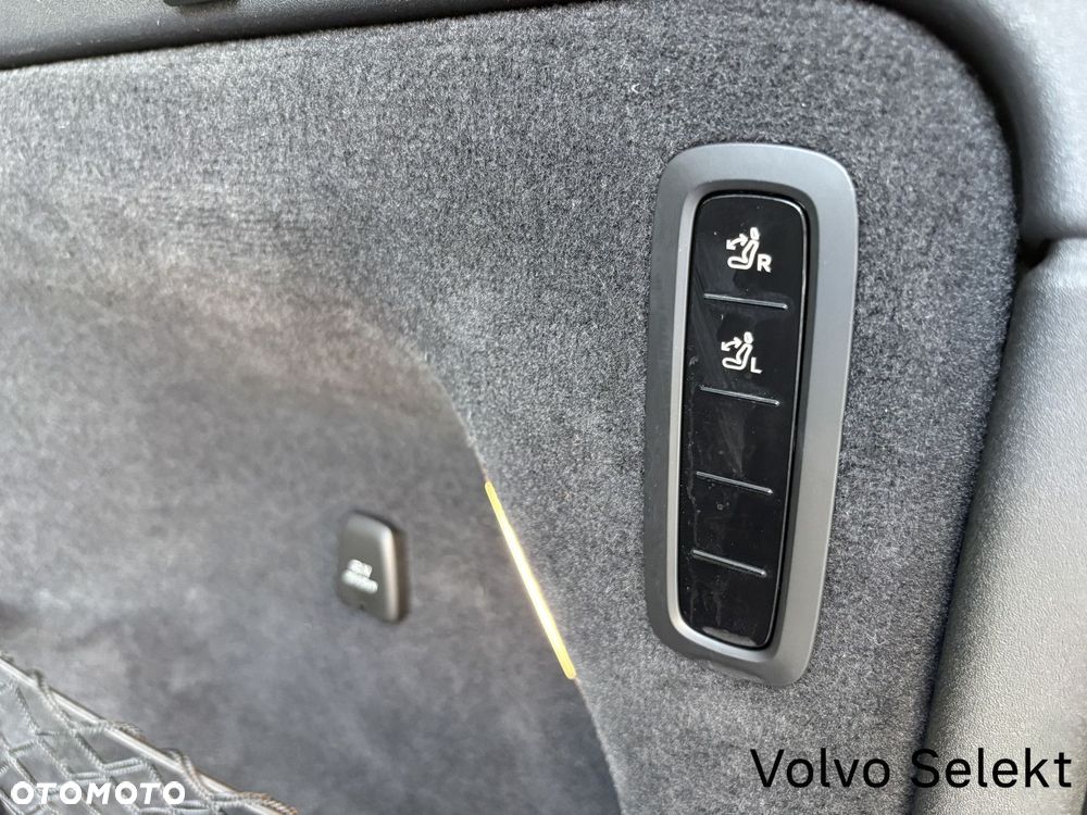 Volvo EX90 - 29