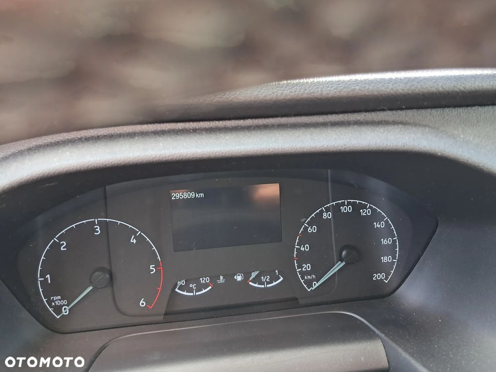 Ford Transit Kombi L3H2 Trend - 17