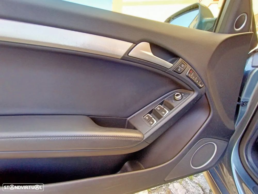 Audi A5 Cabrio 2.0 TDi Multitronic S-line - 13