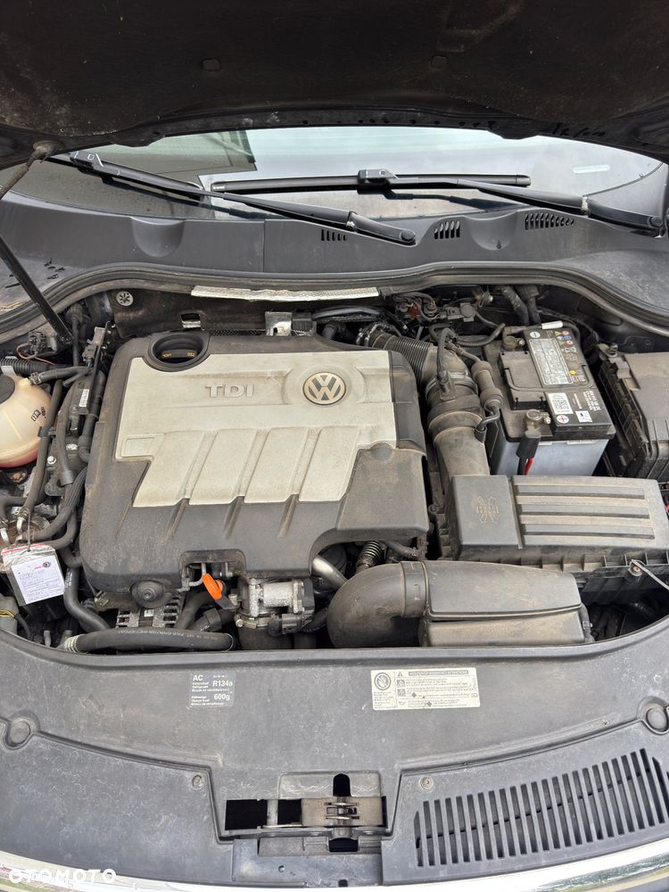 Volkswagen Passat 2.0 TDI DPF Comfortline - 13