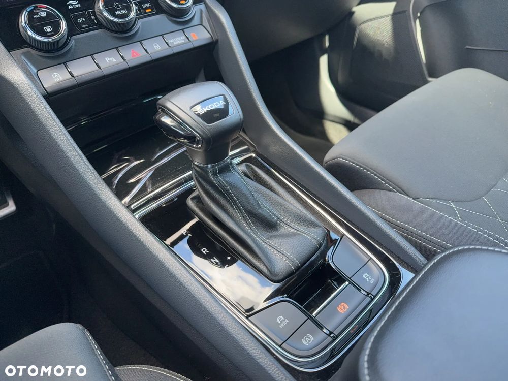Skoda Karoq 1.5 TSI ACT Sportline DSG - 23