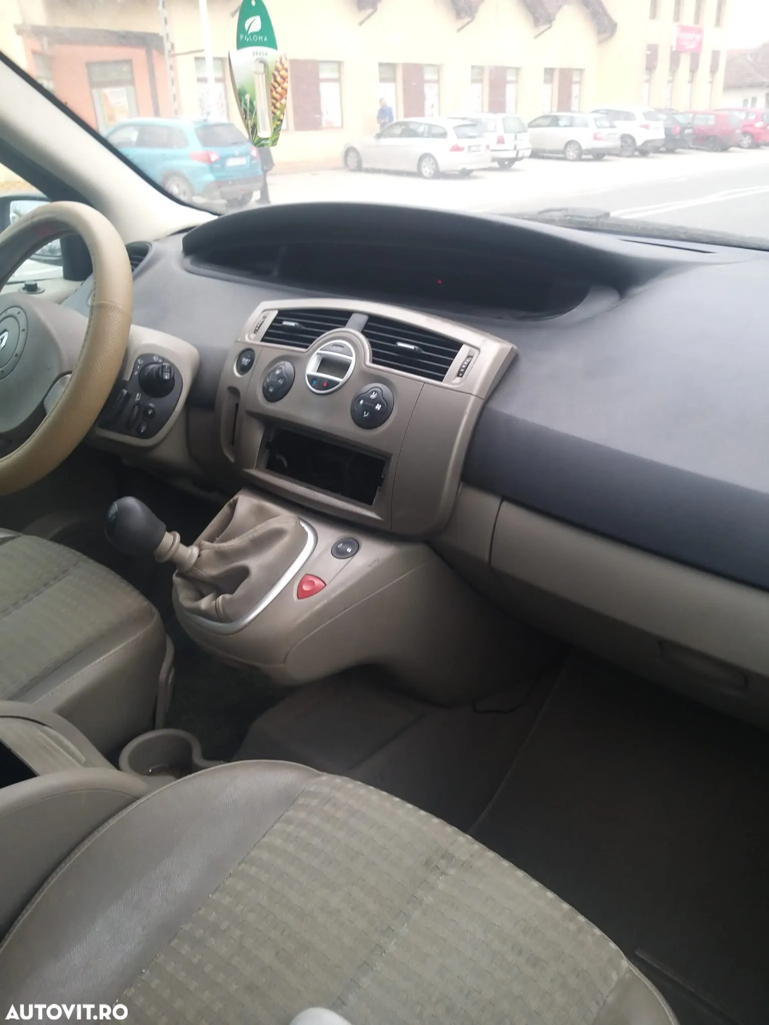 Dezmembram Renault Megane Scenic din 2005, 1.9 Diesel, Cod motor: F9Q E8 04, Negru - 5