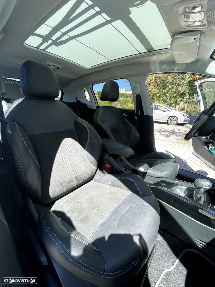 Peugeot 2008 PureTech 110 Stop&Start EAT6 Crossway - 16