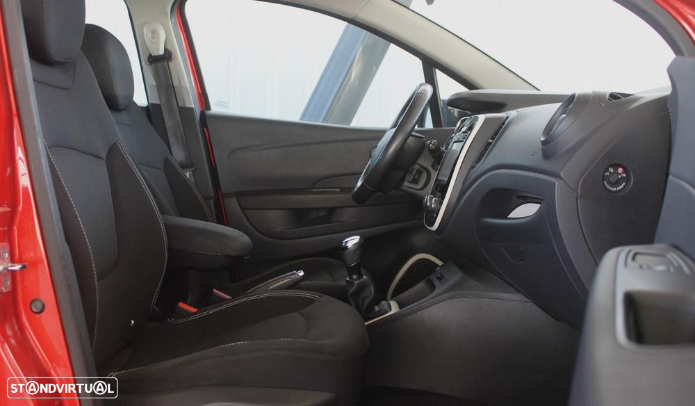 Renault Captur 0.9 TCE - 11