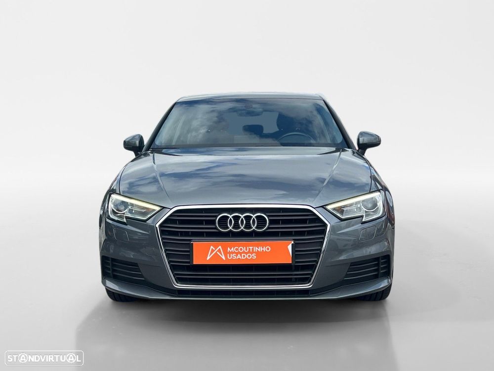 Audi A3 Sportback 1.6 TDI Design - 8