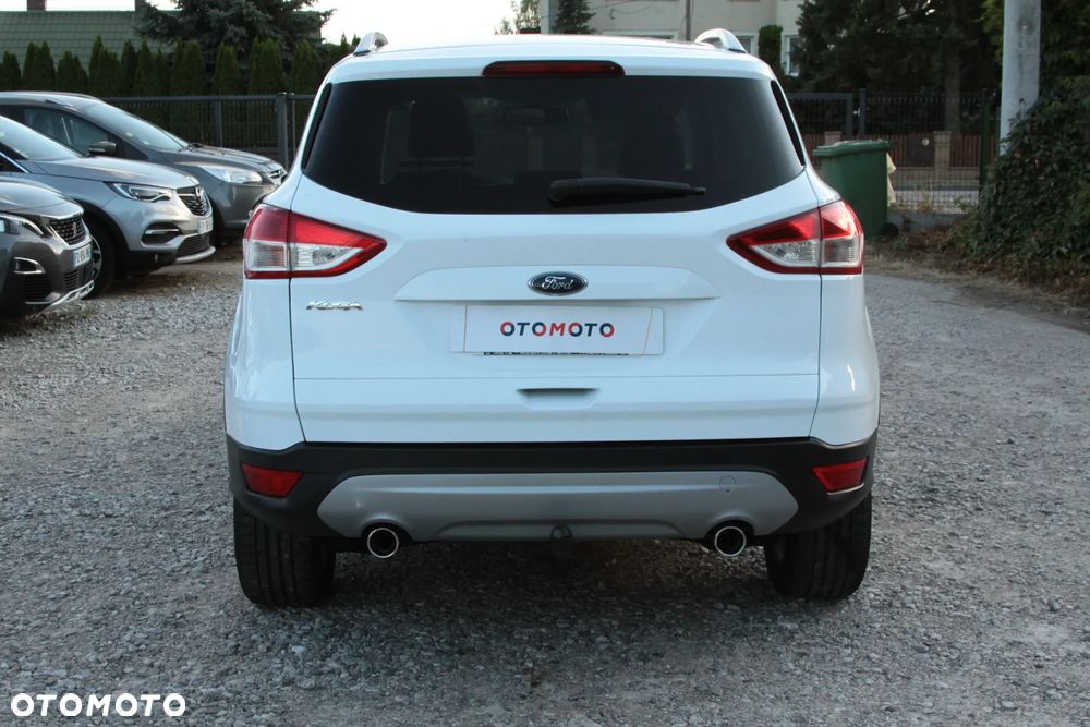 Ford Kuga 2.0 TDCi 2x4 Titanium - 9