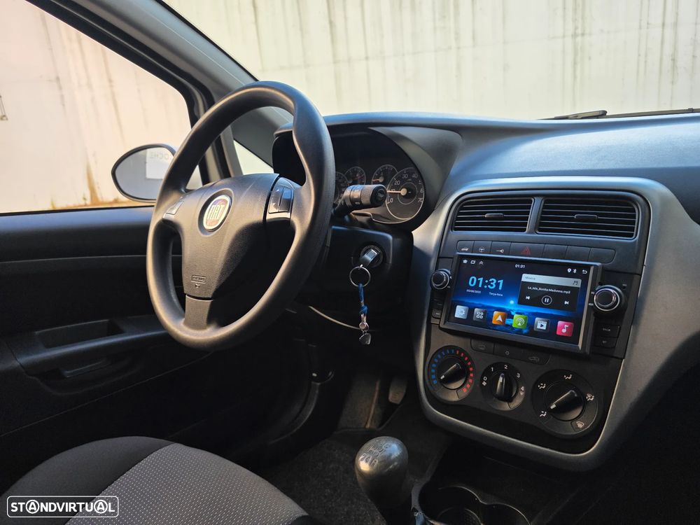 Fiat Punto Van - 39