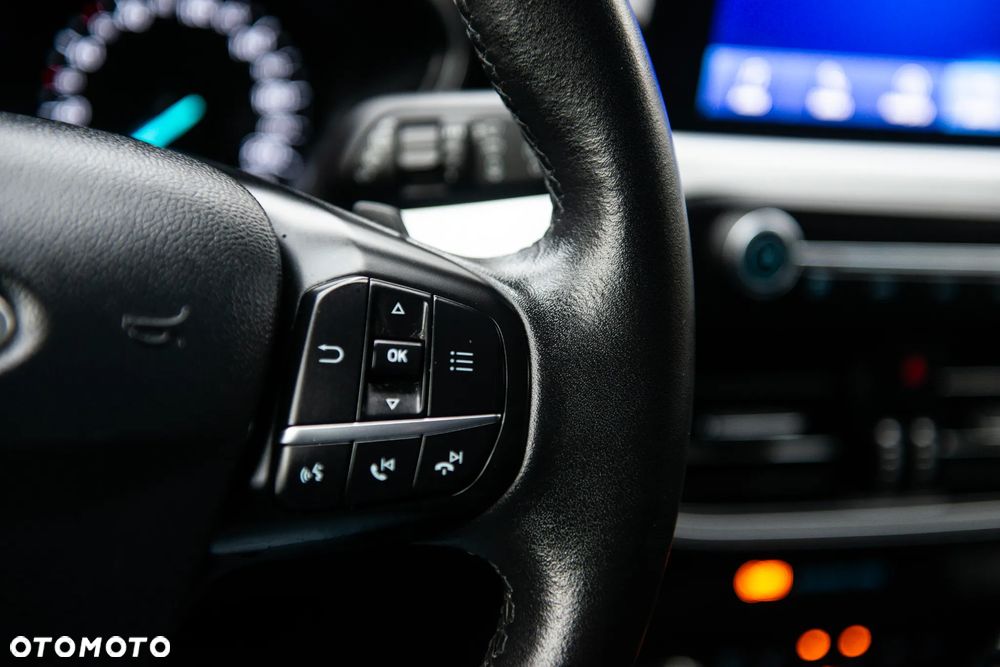 Ford Focus 1.5 EcoBlue Start-Stopp-System TITANIUM - 39