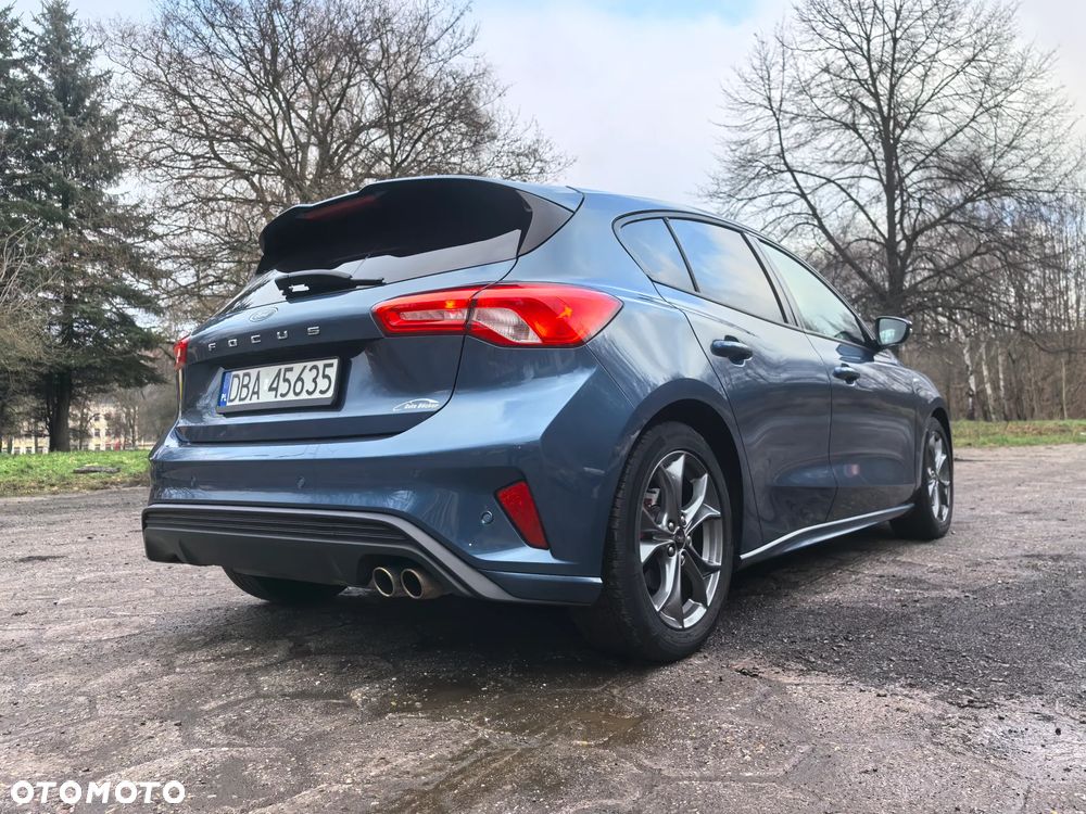 Ford Focus 1.0 EcoBoost Start-Stopp-System ST-LINE STYLE - 18