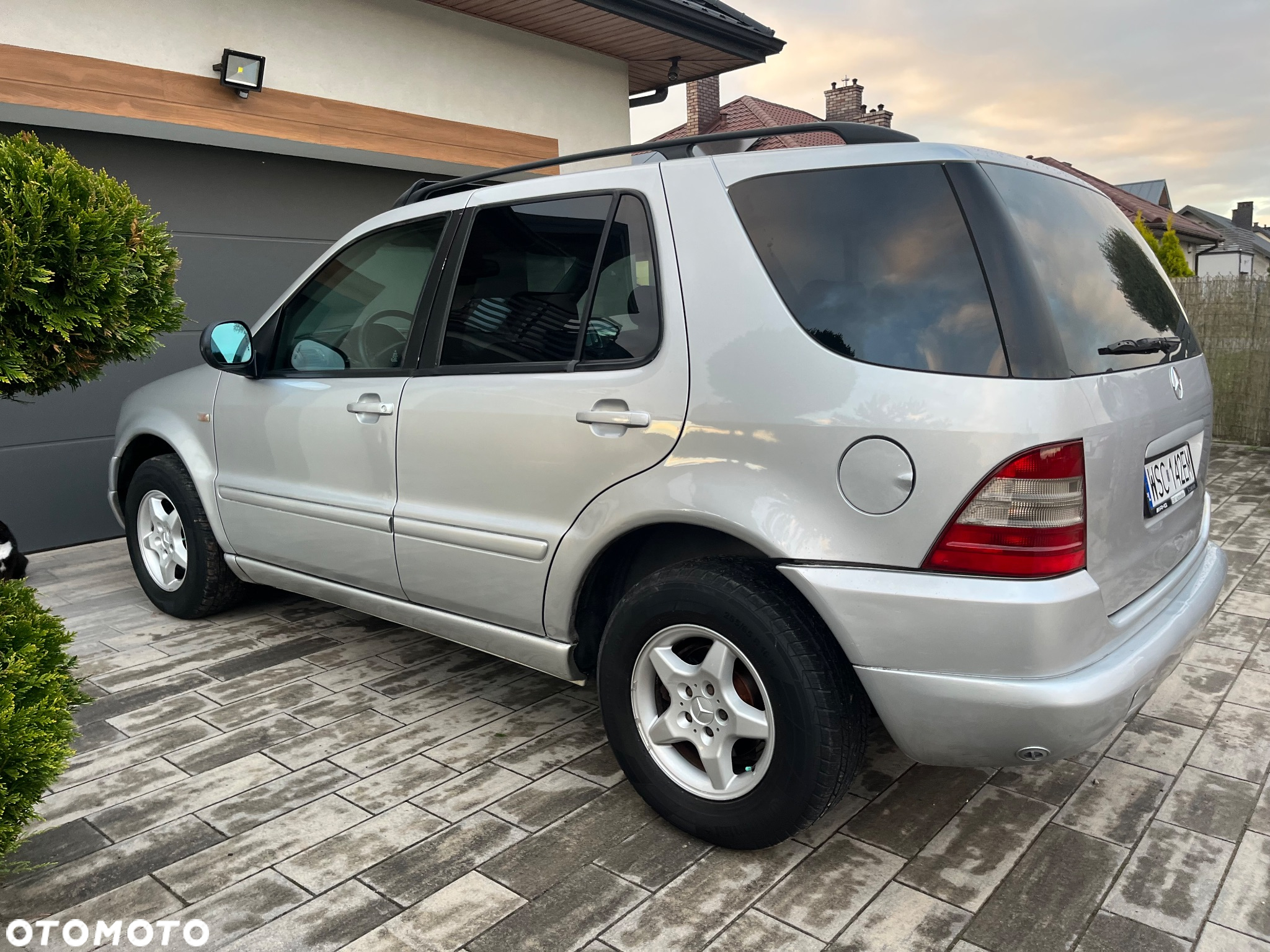 Mercedes-Benz ML 320 - 14