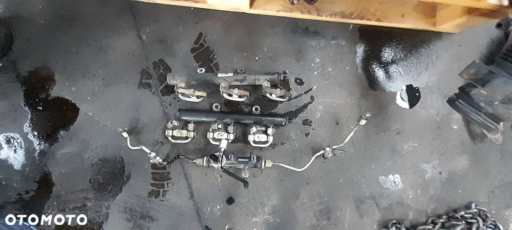 Range Rover SPORT 2.7 V6 Listwy wtryskowe , listwa !! Cena za sztukę !! - 1