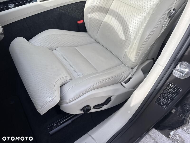 Volvo XC 60 B4 D Plus Bright - 14