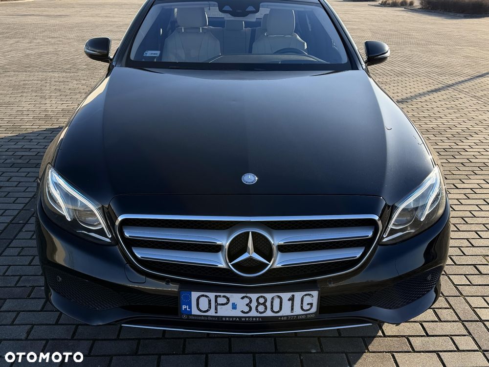 Mercedes-Benz Klasa E 220 d 9G-TRONIC - 8