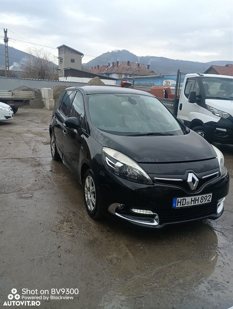 Renault Scenic - 1