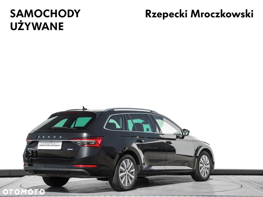 Skoda Superb 2.0 TDI SCR Style DSG - 5