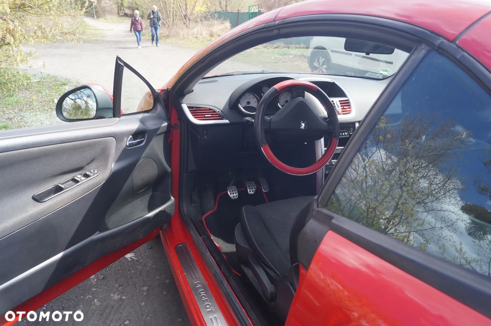 Peugeot 207 - 4