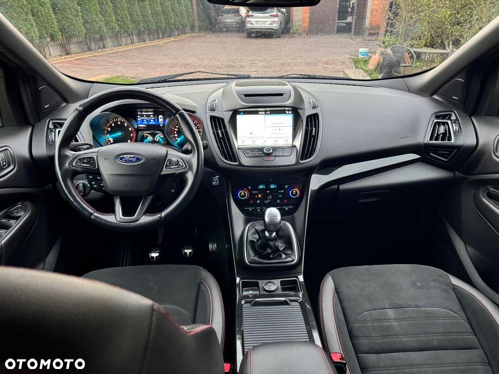 Ford Kuga - 21
