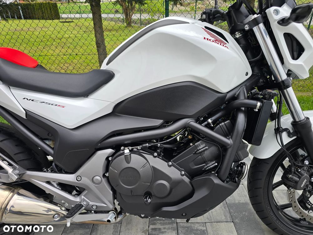 Honda NC - 14