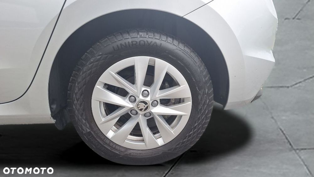 Skoda Fabia 1.0 Ambition - 7