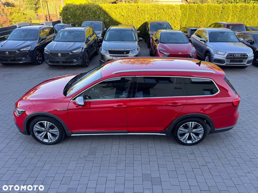 Volkswagen Passat Alltrack 2.0 TDI SCR DSG 4Motion - 8