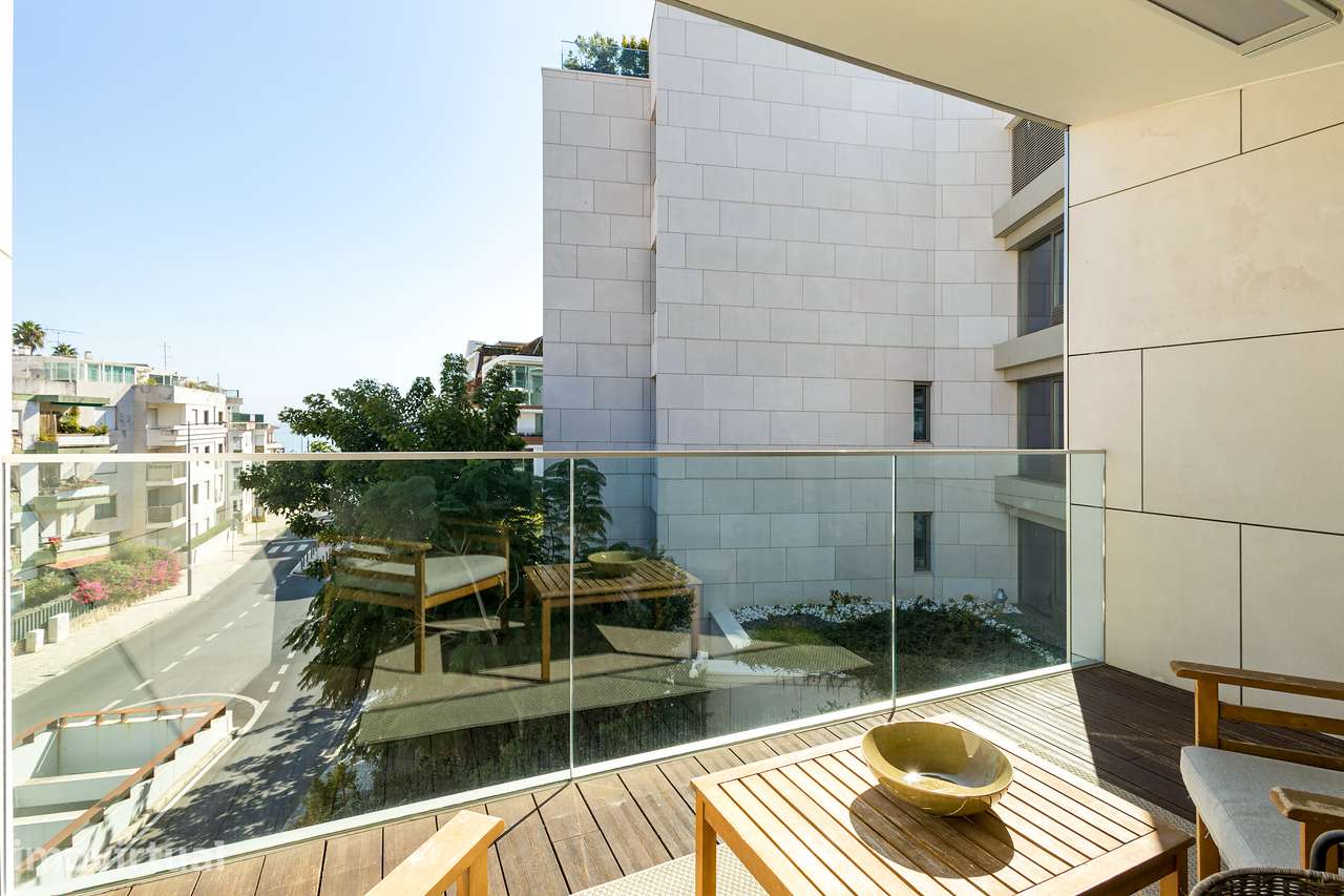 Apartamento T1 com vista mar e dois terraços privados, em Cascais - Grande imagem: 3/37