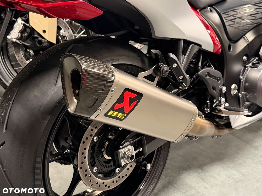 Suzuki Hayabusa - 12