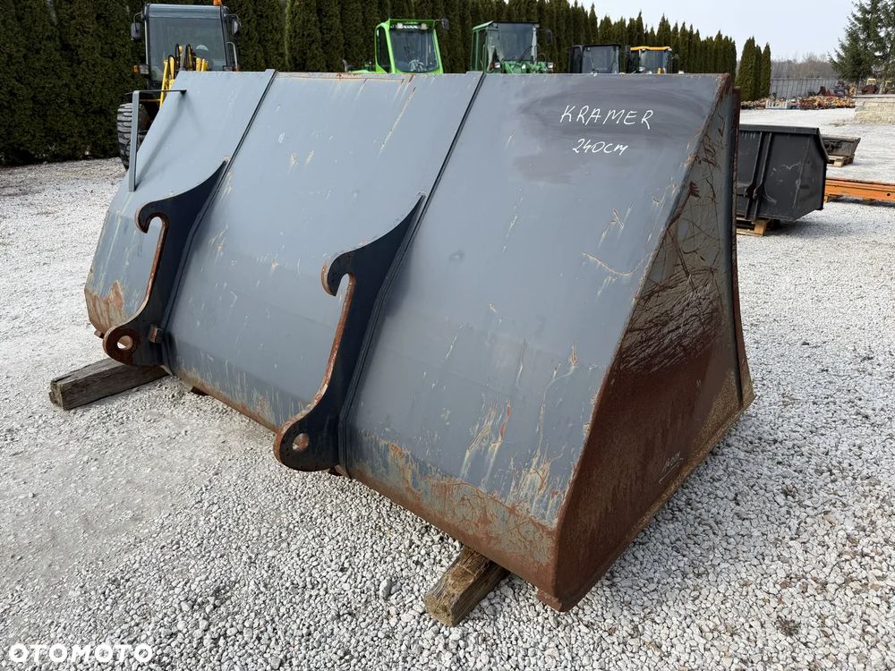 ŁYŻKA OBJĘTOŚCIOWA 240CM SZUFLA DO ZBOŻA I SYPKICH MATERIAŁÓW ŁYCHA KRAMER CLAAS SCORPION - 1
