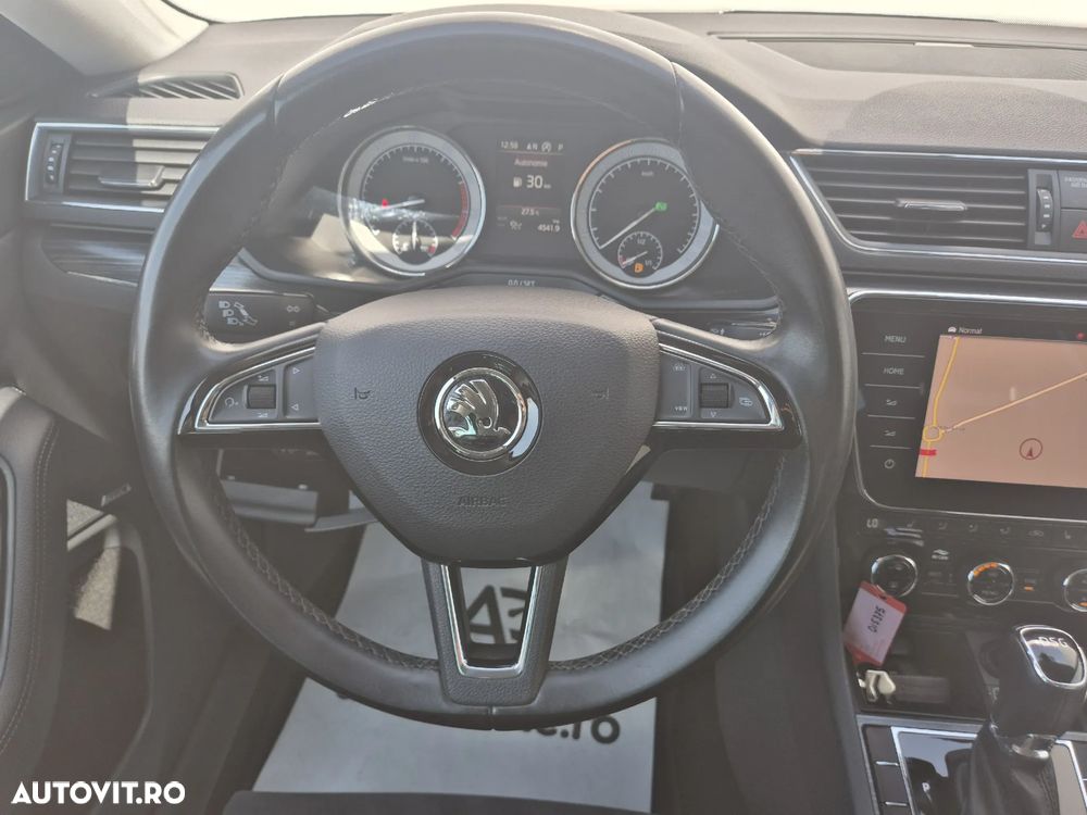 Skoda Superb Combi 2.0 TSI DSG Style - 16