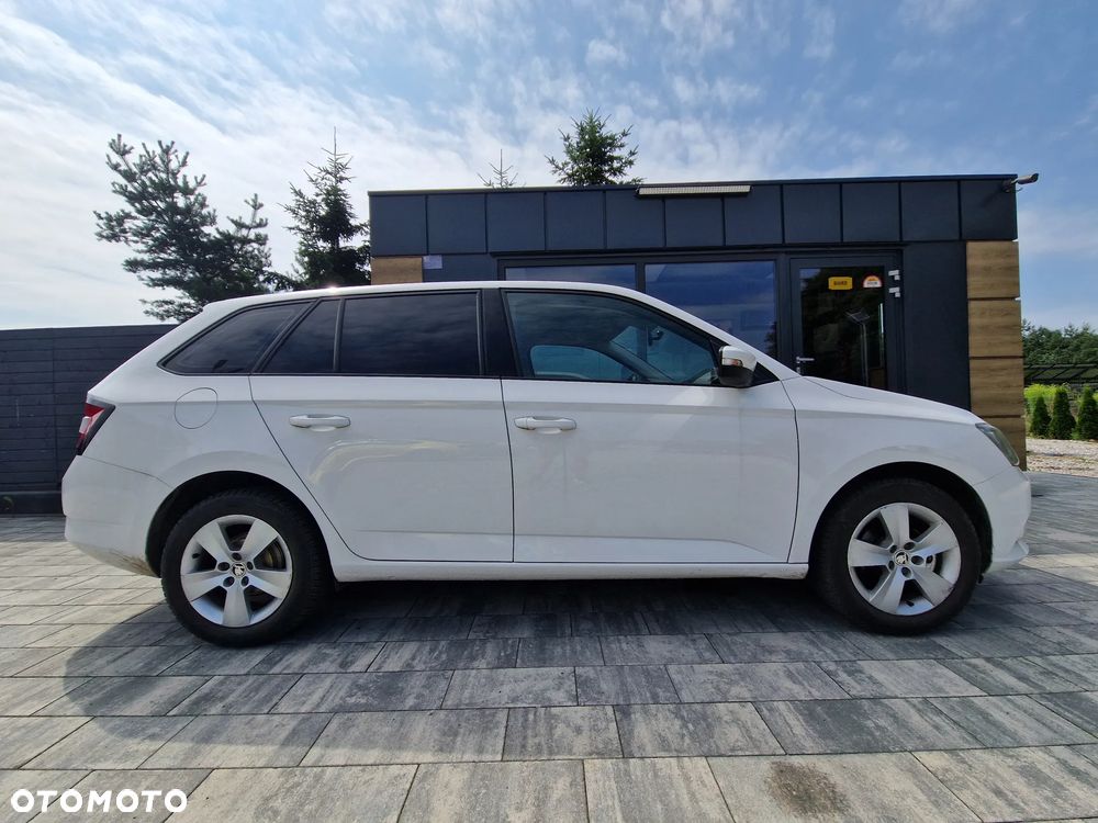 Skoda Fabia 1.2 TSI Active - 6