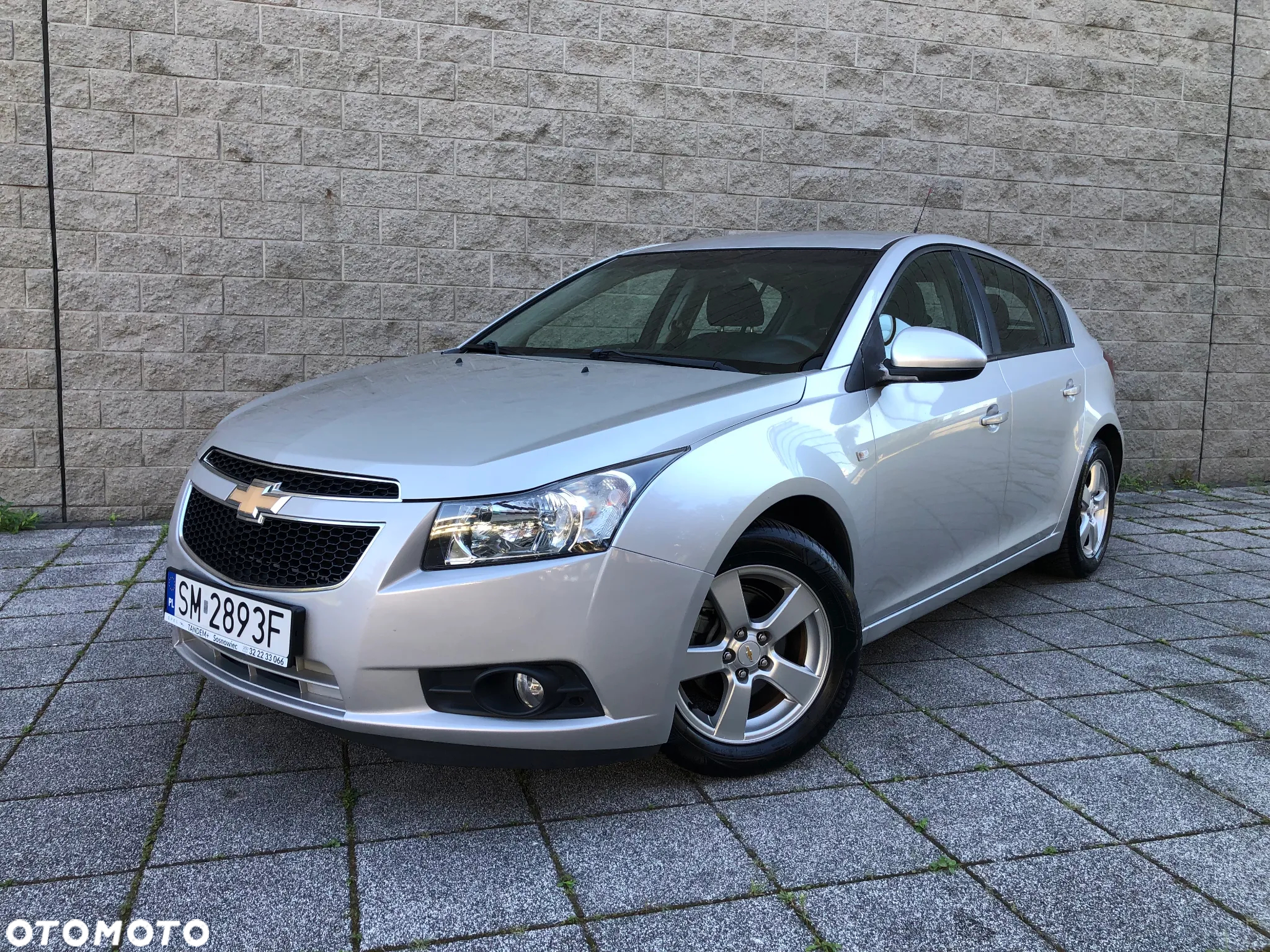 Chevrolet Cruze 1.6 LS - 3