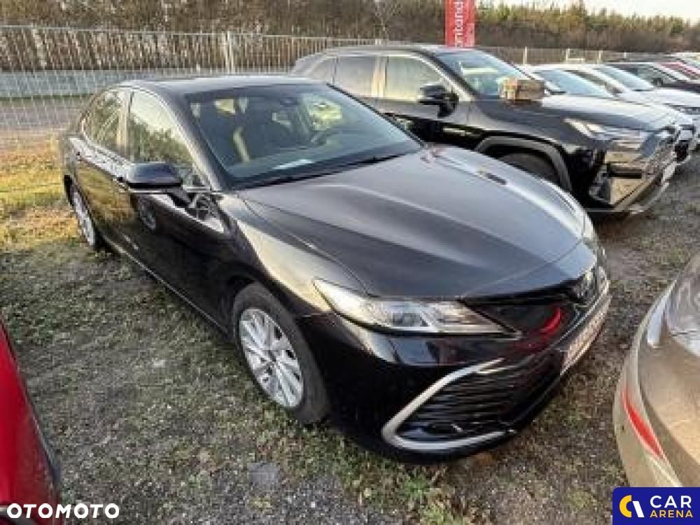 Toyota Camry - 3