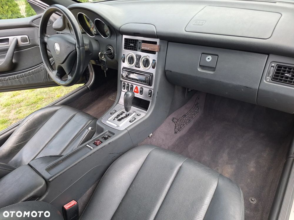 Mercedes-Benz SLK - 12