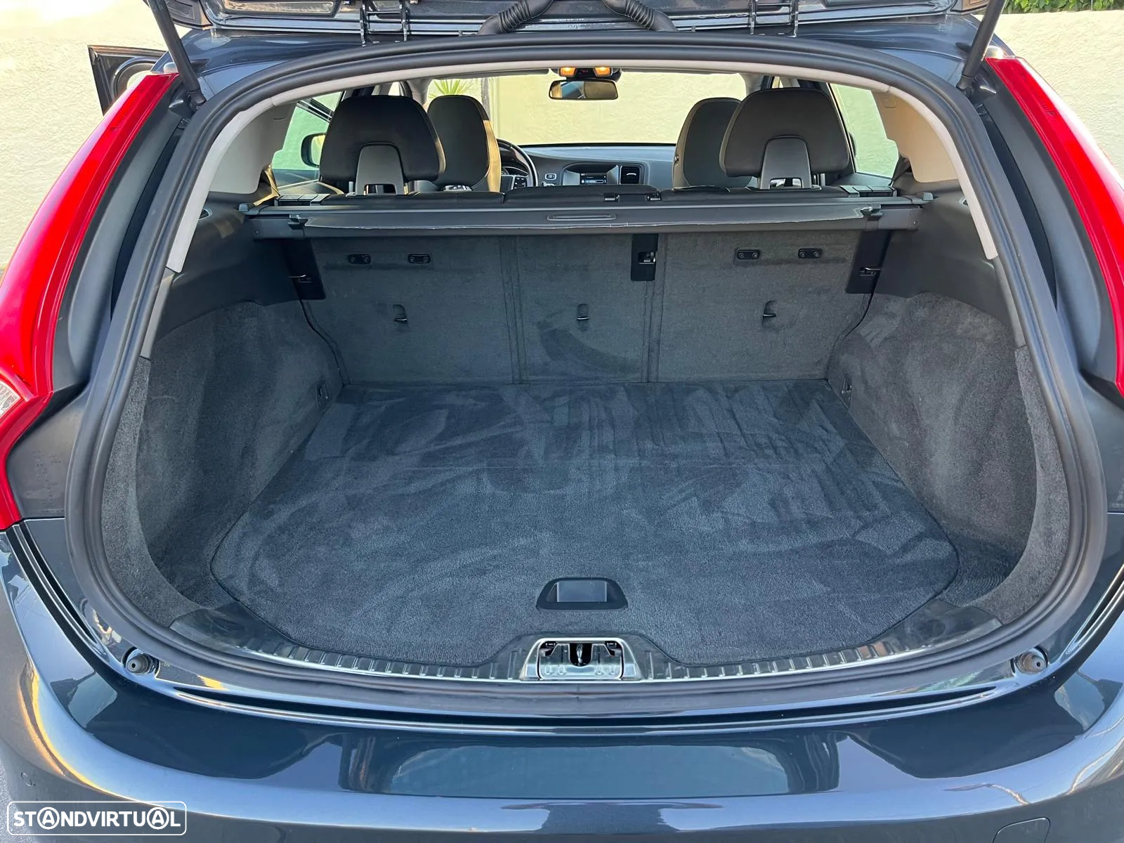 Volvo V60 1.6 D2 Momentum Eco Powershift - 8