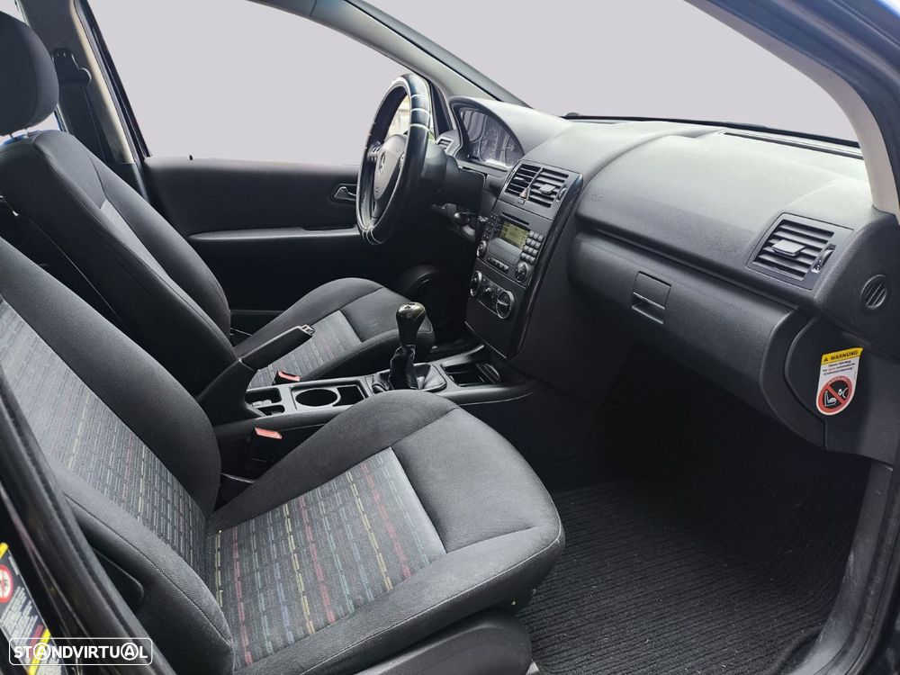 Mercedes-Benz A 180 - 21